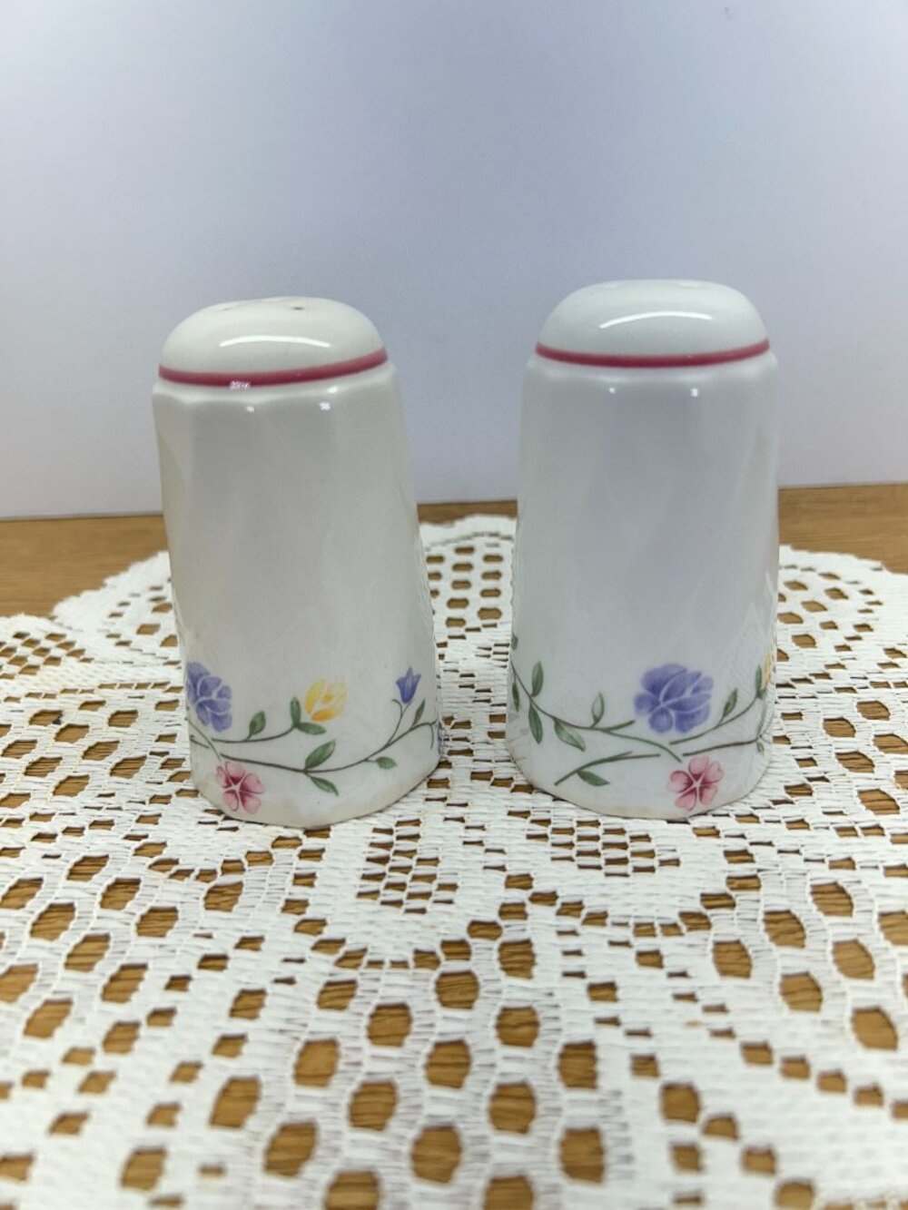 Johnson Brothers Summer Chintz Salt and Pepper Shakers Set Vintage Floral